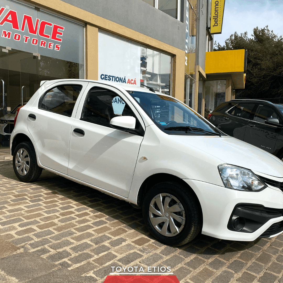 Imágen del vehículo Toyota Etios 6M 1.5