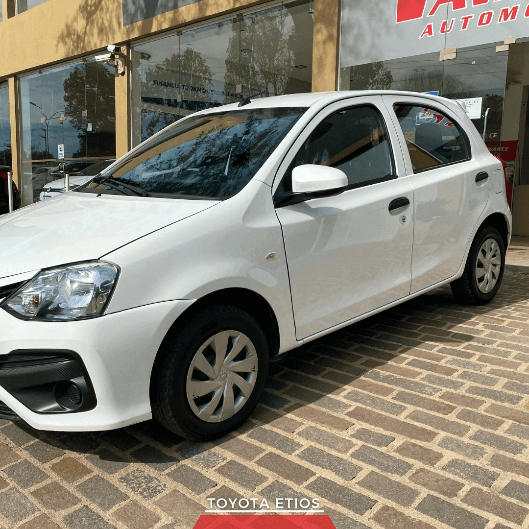 Imágen del vehículo Toyota Etios 6M 1.5