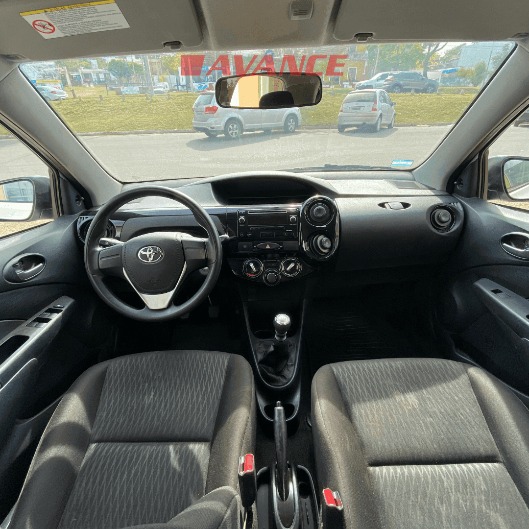 Imágen del vehículo Toyota Etios 6M 1.5