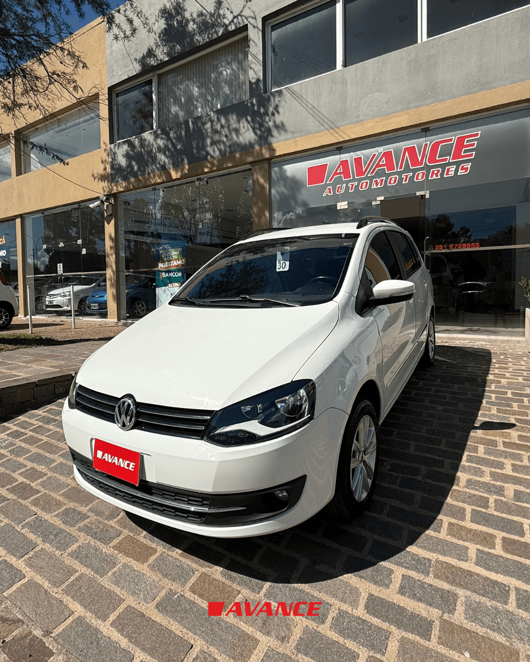 Imágen del vehículo Volkswagen Suran 2012 1.6