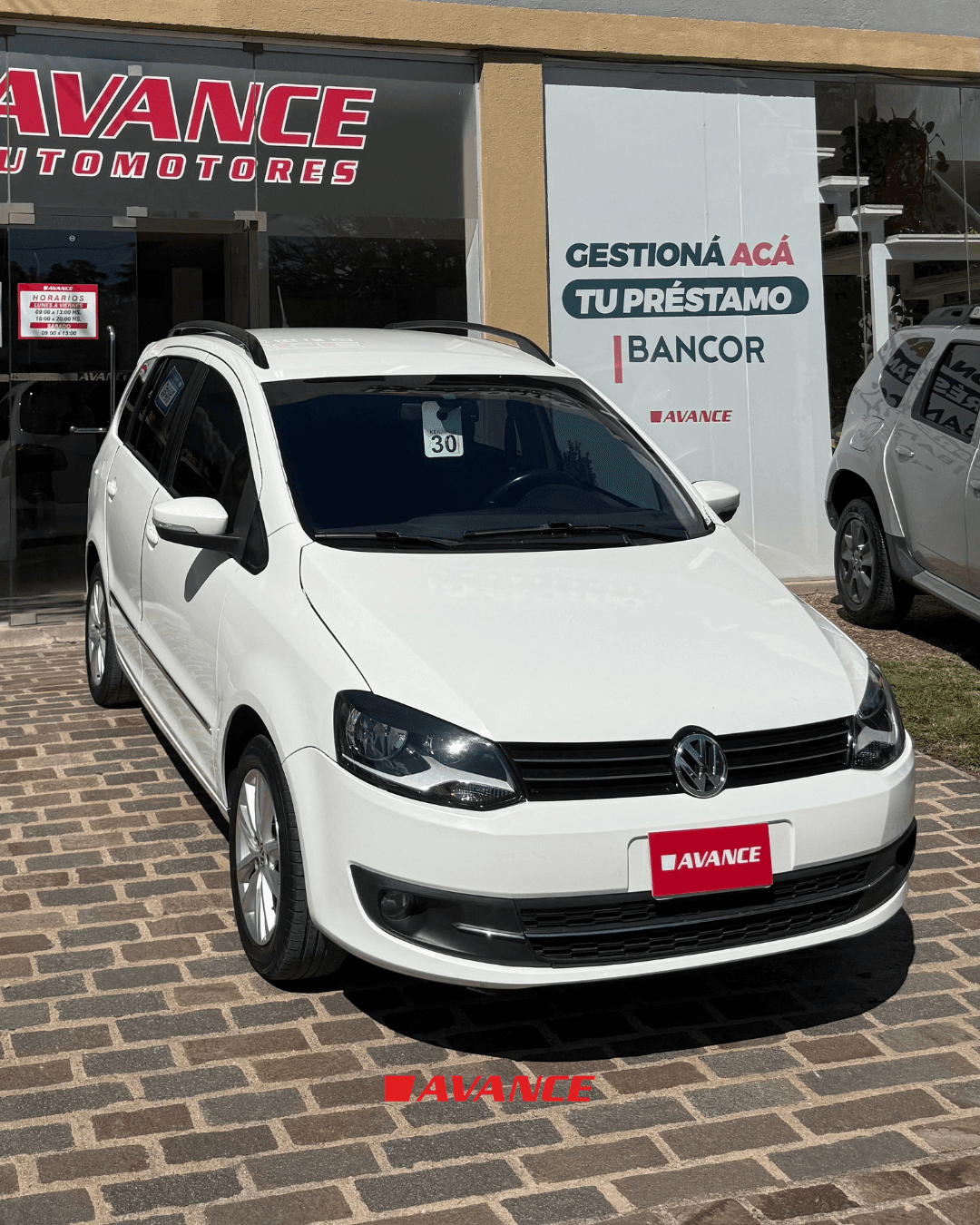 Imágen del vehículo Volkswagen Suran 2012 1.6