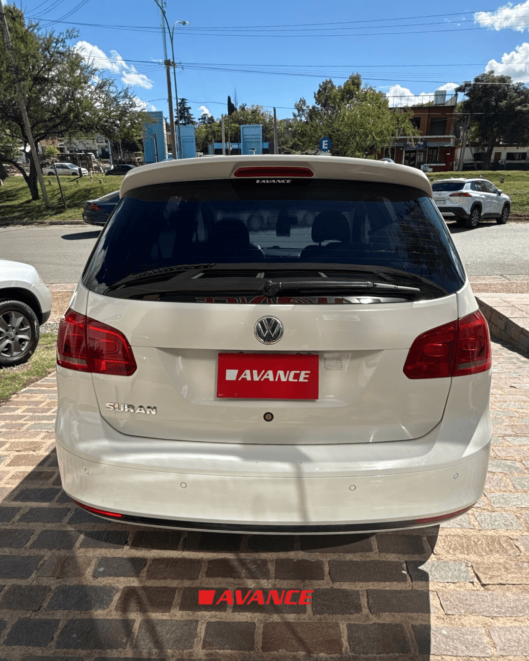 Imágen del vehículo Volkswagen Suran 2012 1.6