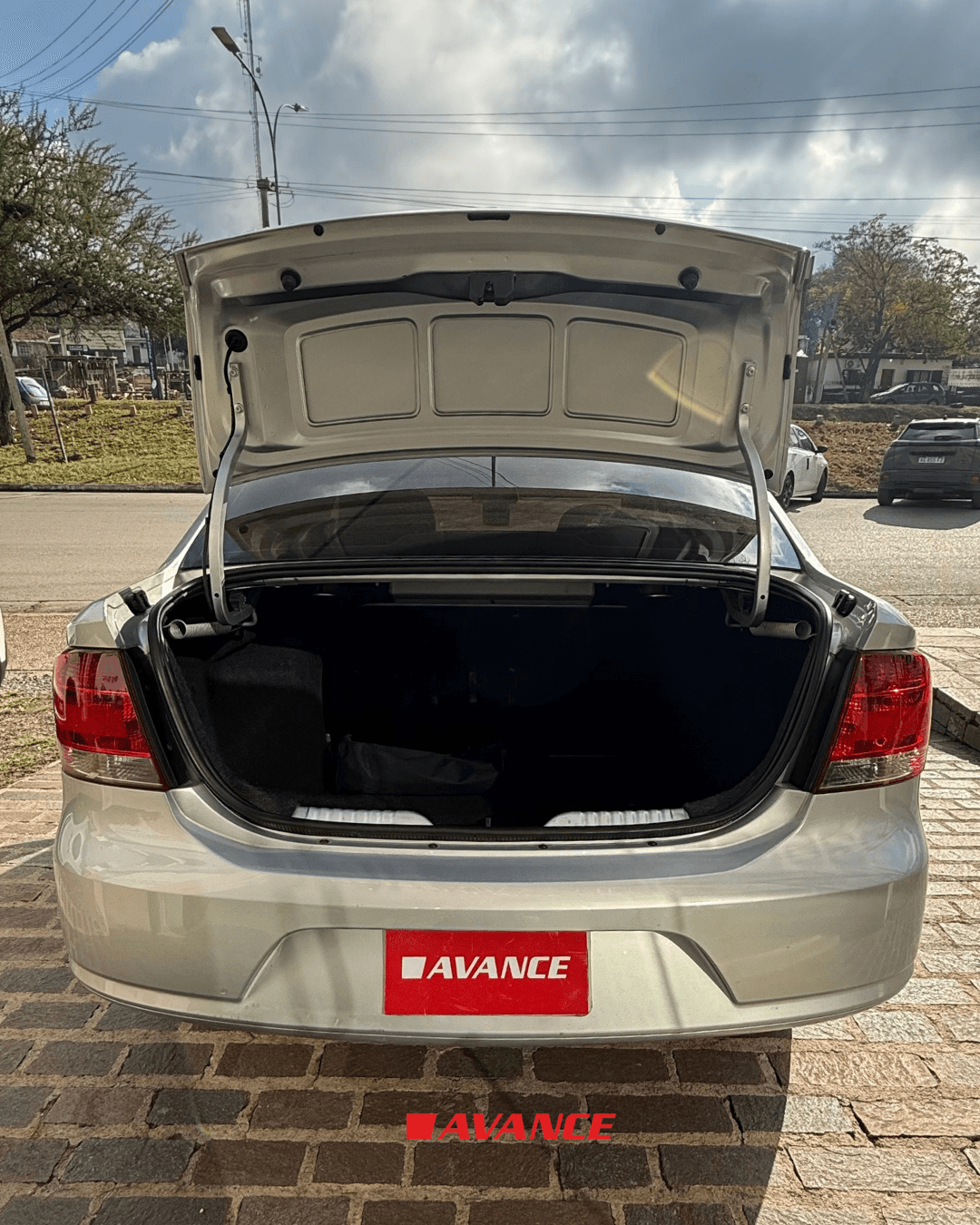 Imágen del vehículo Volkswagen Voyage 1.6 1.6