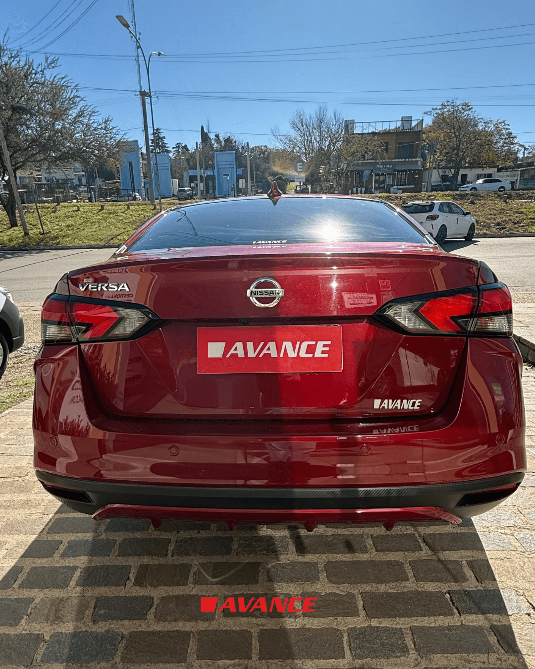 Imágen del vehículo Nissan Versa Exclusive CVT 1.6