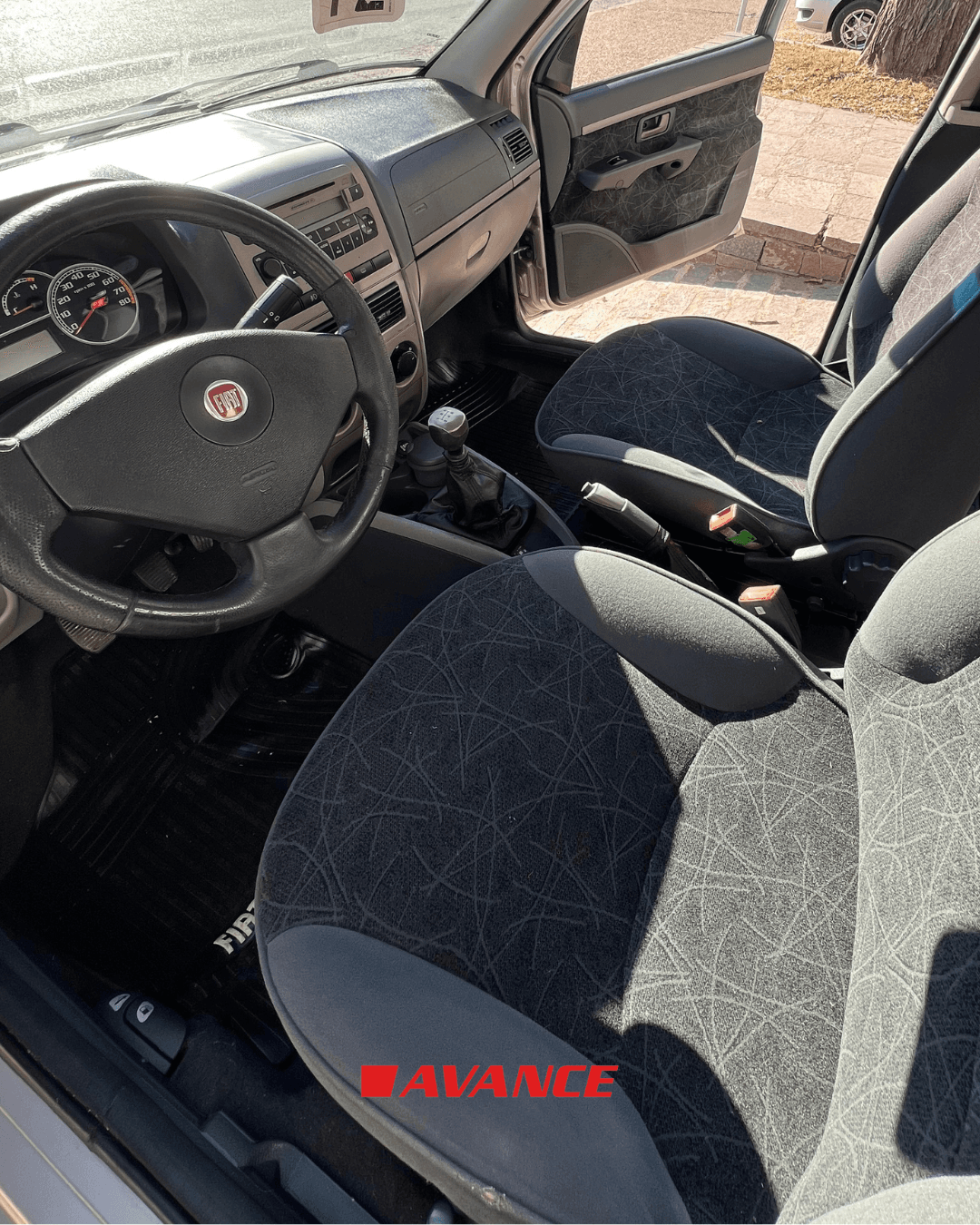 Imágen del vehículo Fiat Sienna Essence 1.6