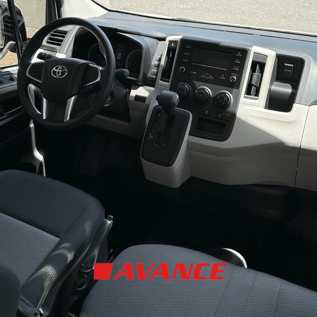 Imágen del vehículo Toyota Hiace L2H2 2.8