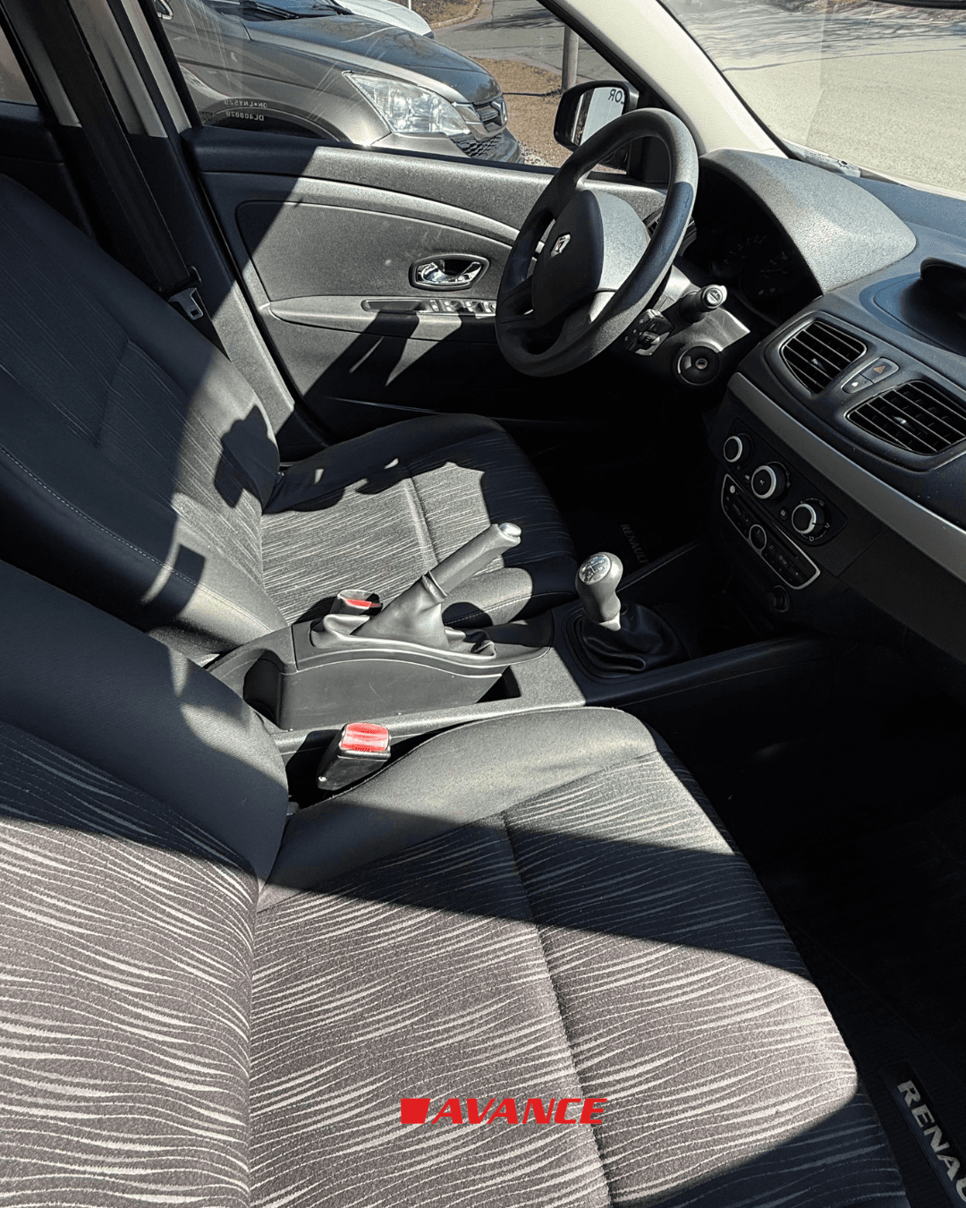 Imágen del vehículo Renault Fluence comfort  1.6