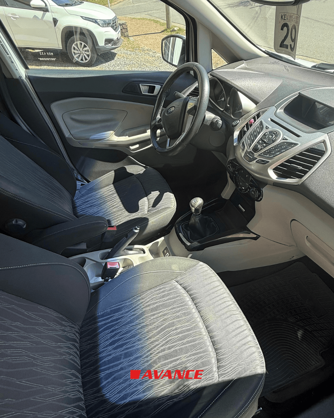 Imágen del vehículo Ford Ecosport Titanium 1.6