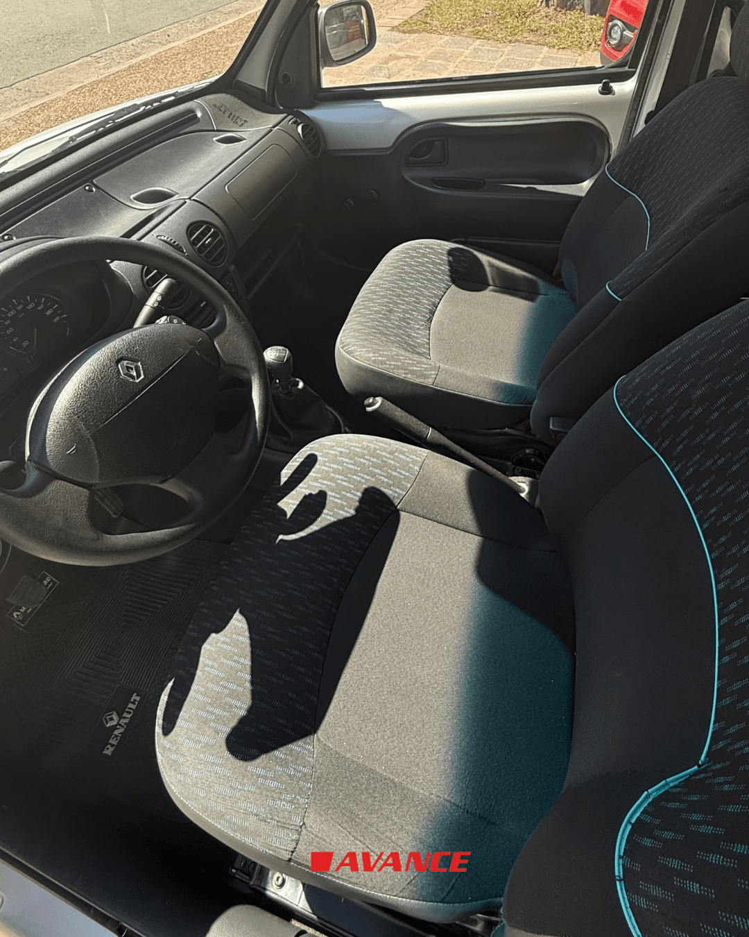 Imágen del vehículo Renault Kangoo Confort 2PL 1.6