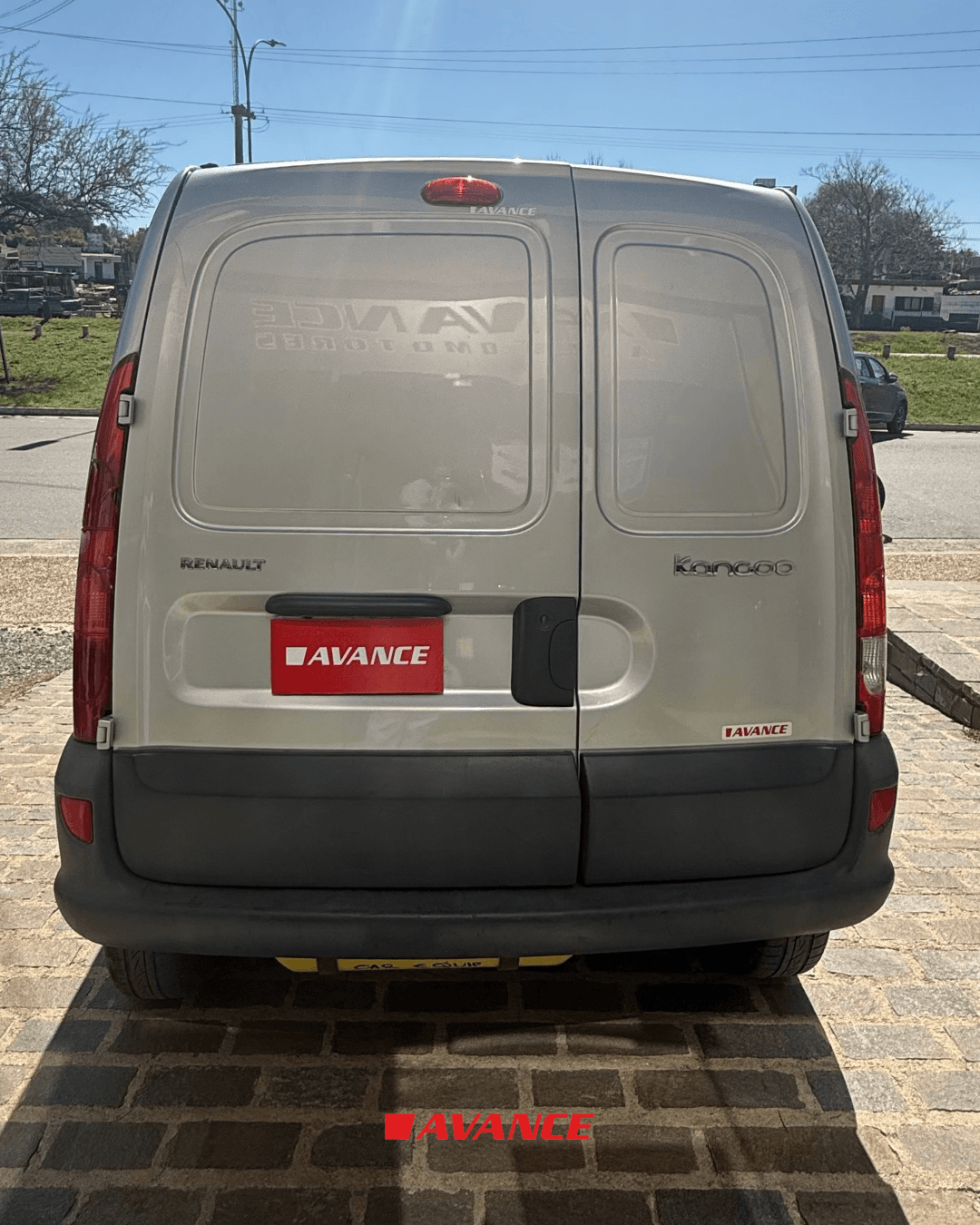 Imágen del vehículo Renault Kangoo Confort 2PL 1.6