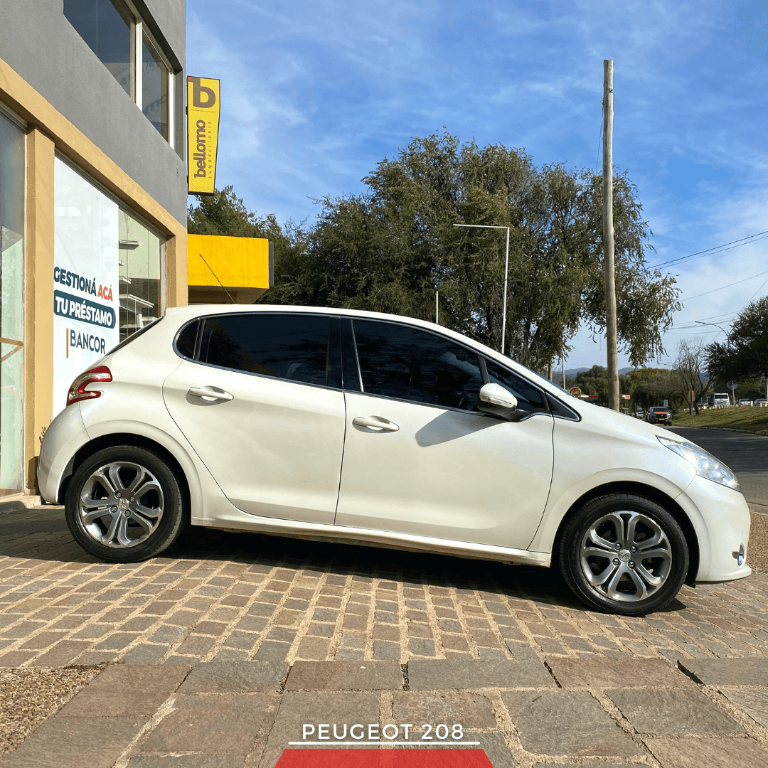 Imágen del vehículo Peugeot 208 Feline 1.6