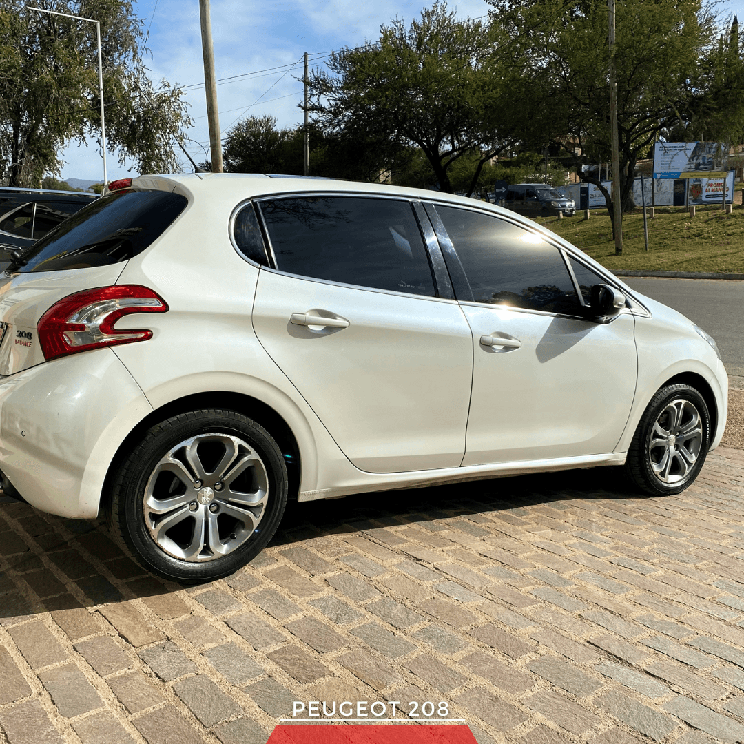 Imágen del vehículo Peugeot 208 Feline 1.6