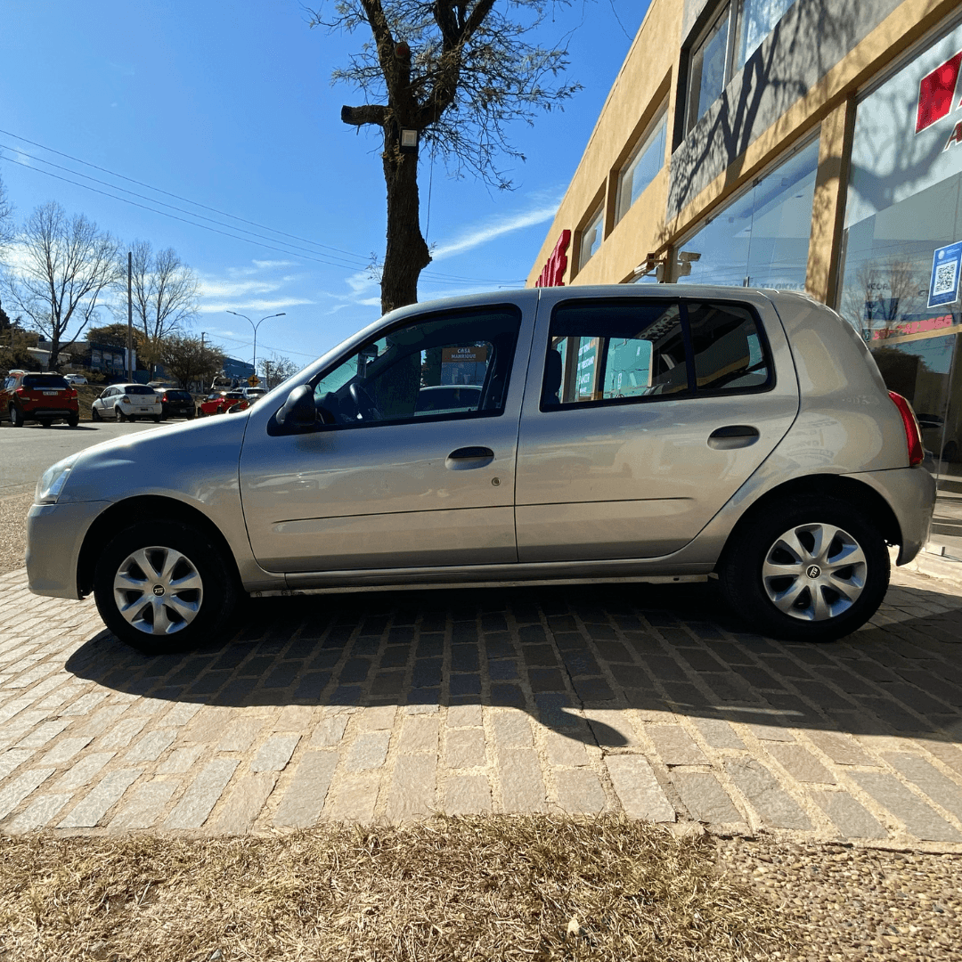 Imágen del vehículo Renault Clio Mio 1.2