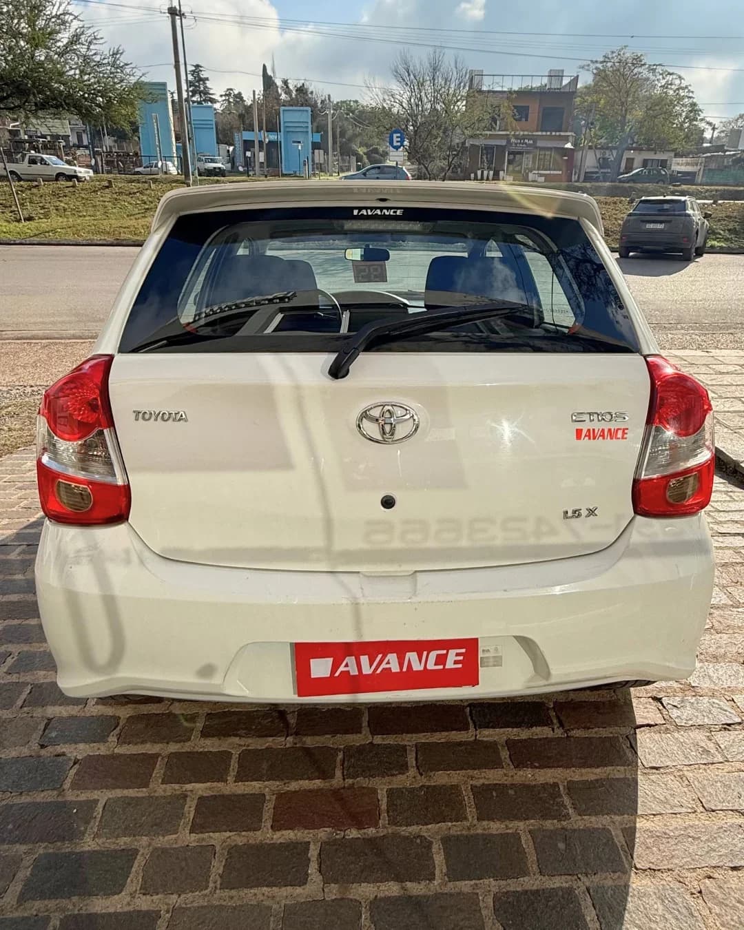 Imágen del vehículo Toyota Etios X 1.5
