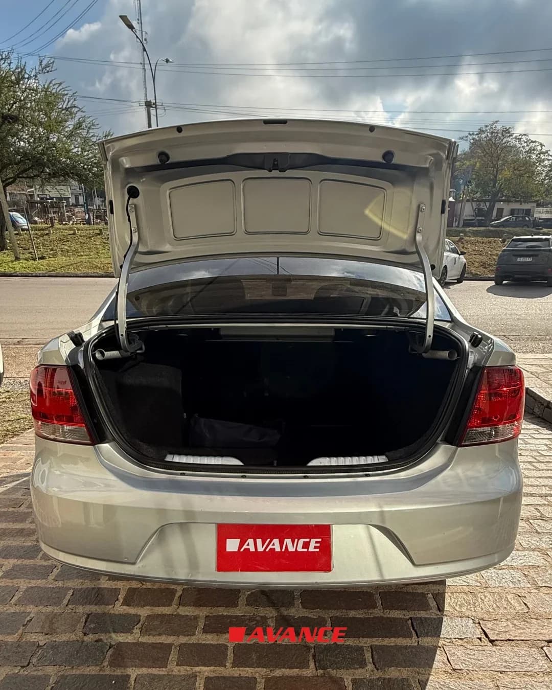 Imágen del vehículo Volkswagen Voyage 1.6 1.6