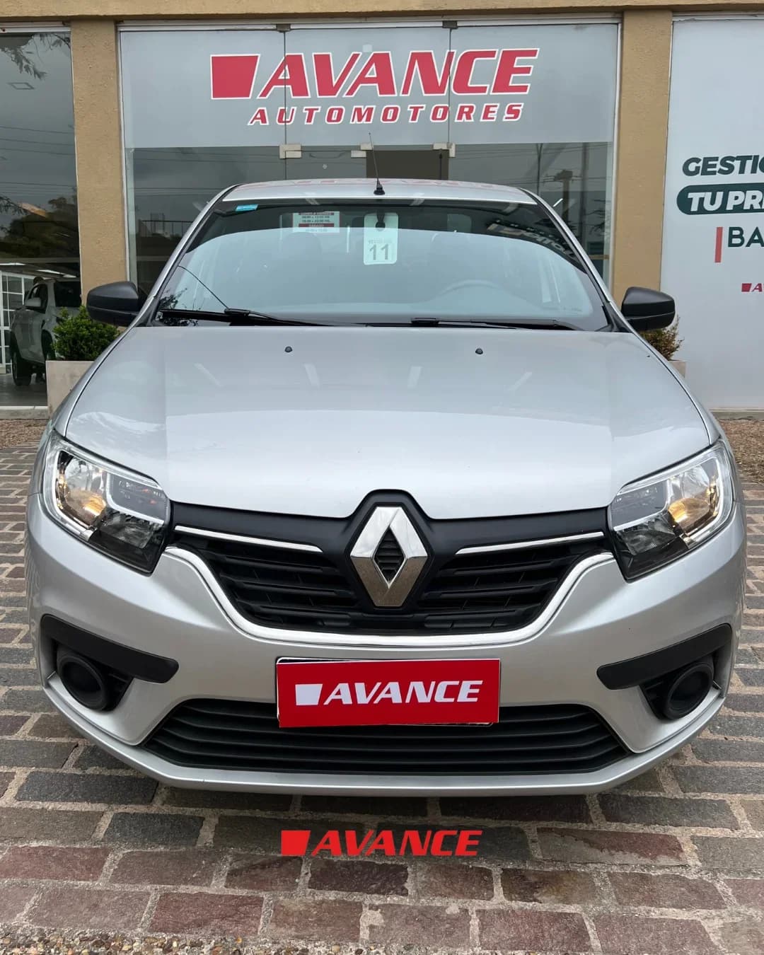 Imágen del vehículo Renault Logan Life 1.6