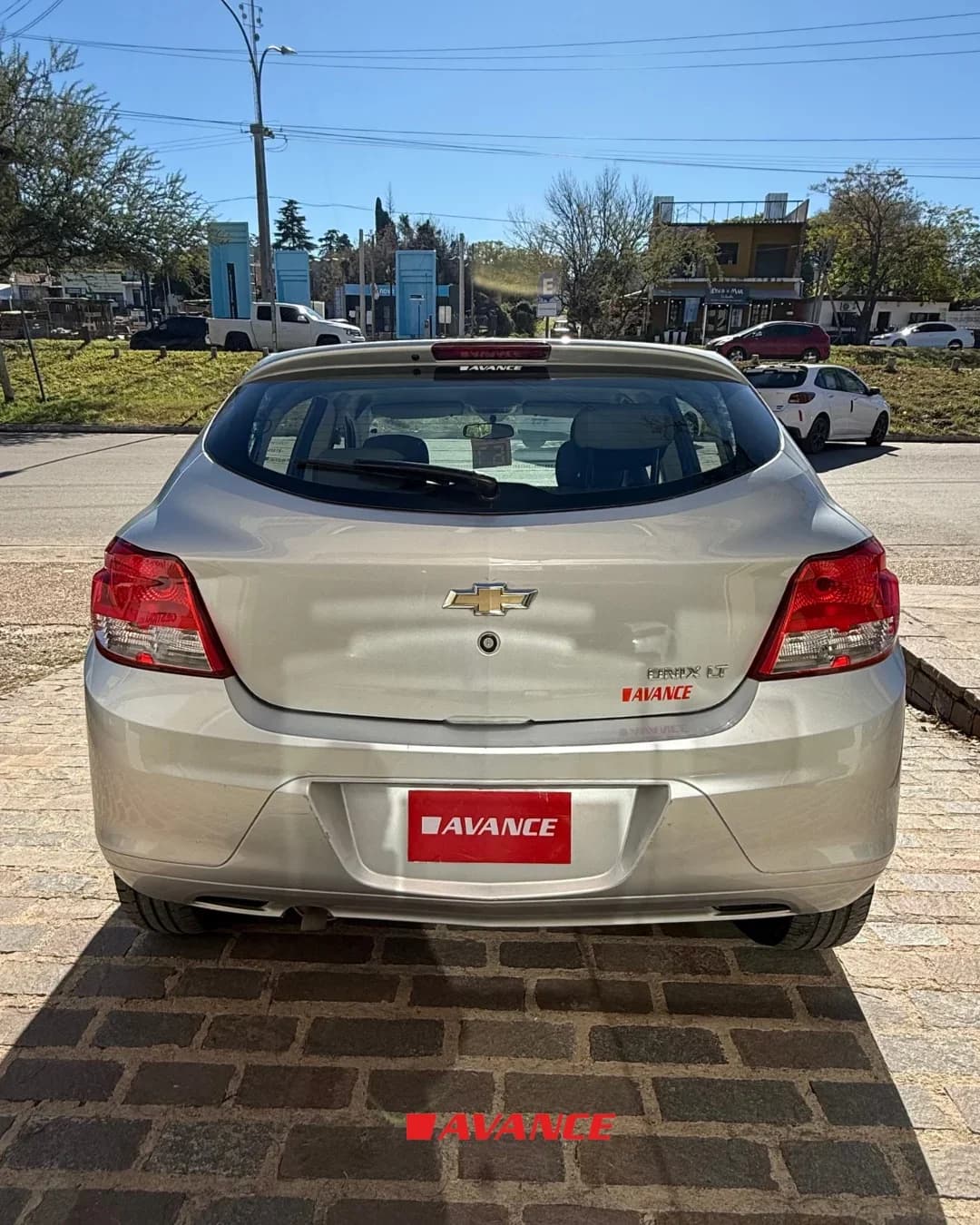 Imágen del vehículo Chevrolet Onix Joy LT 1.4