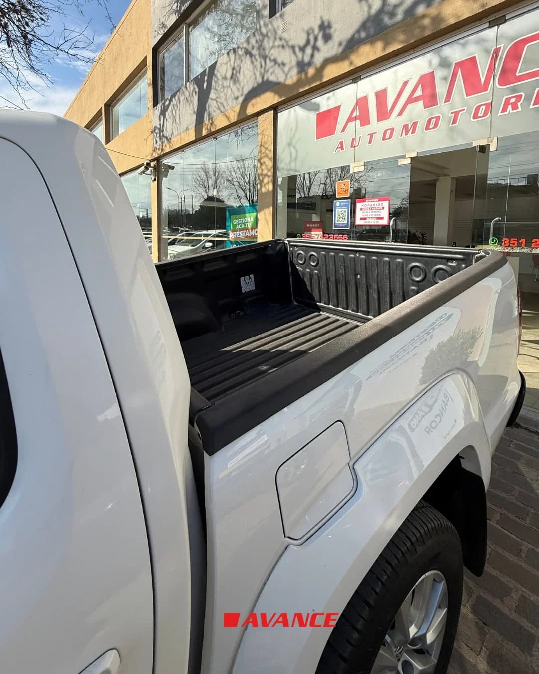 Imágen del vehículo Volkswagen Amarok V6 Comfortline 4x4 3.0