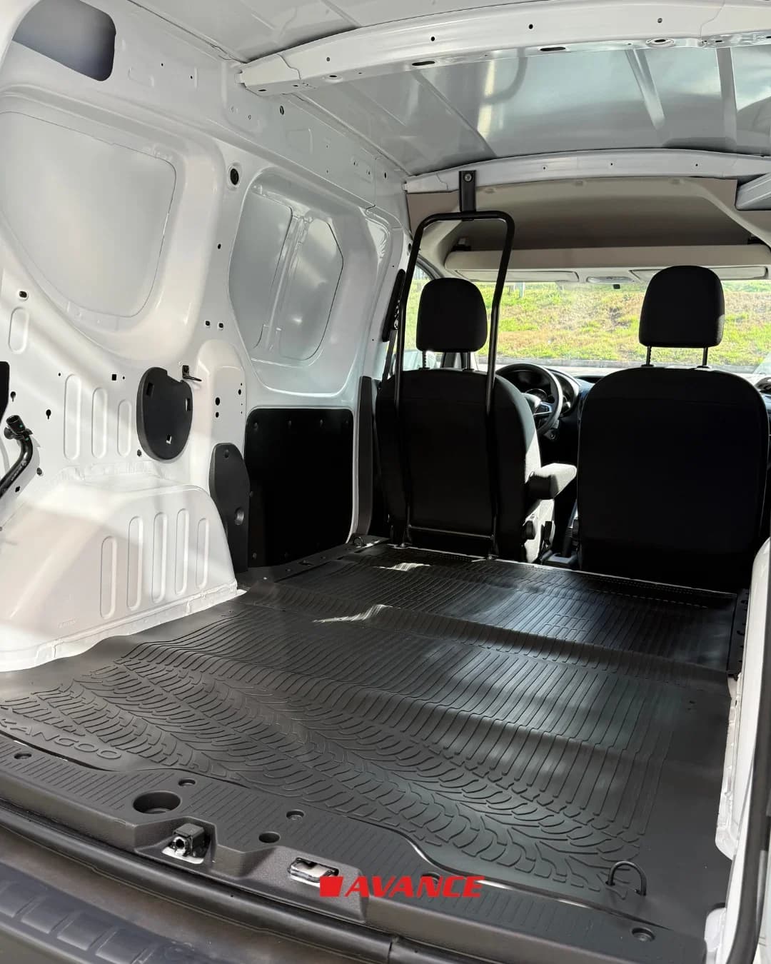 Imágen del vehículo Renault Kangoo Express 1.6