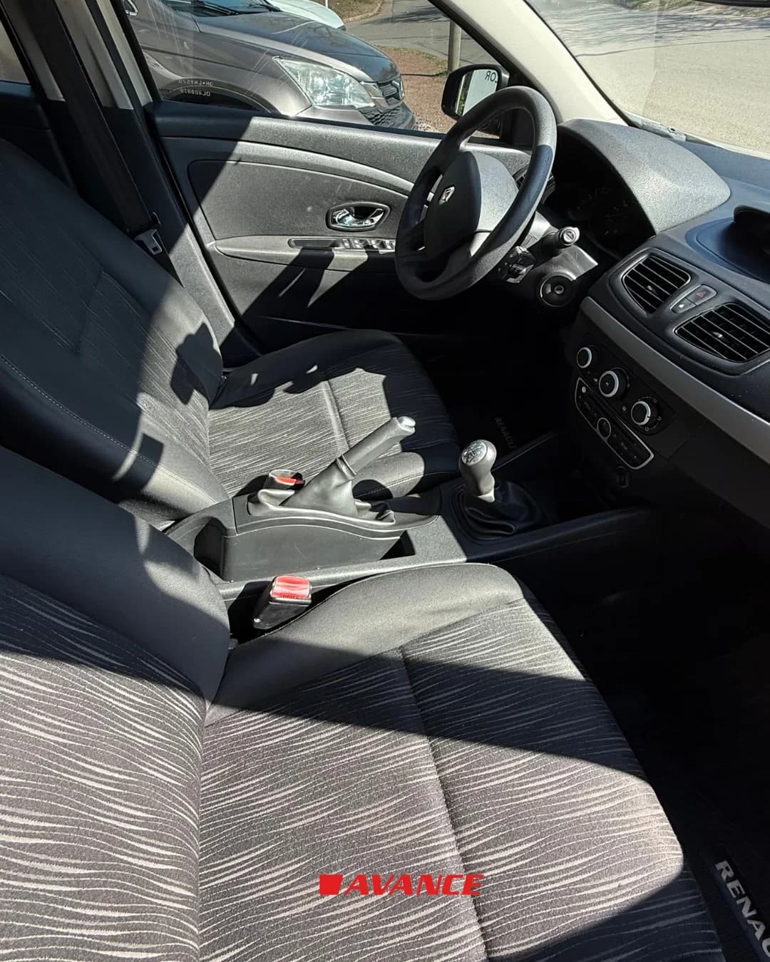 Imágen del vehículo Renault Fluence comfort 1.6