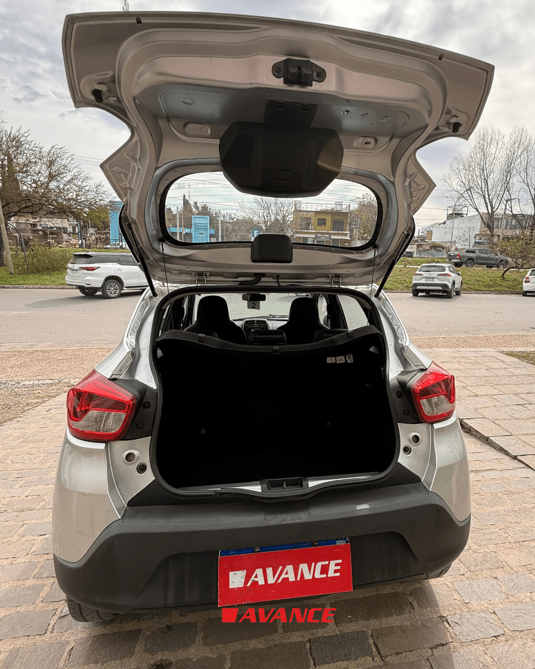 Imágen del vehículo Renault Kwid Iconic 1.0
