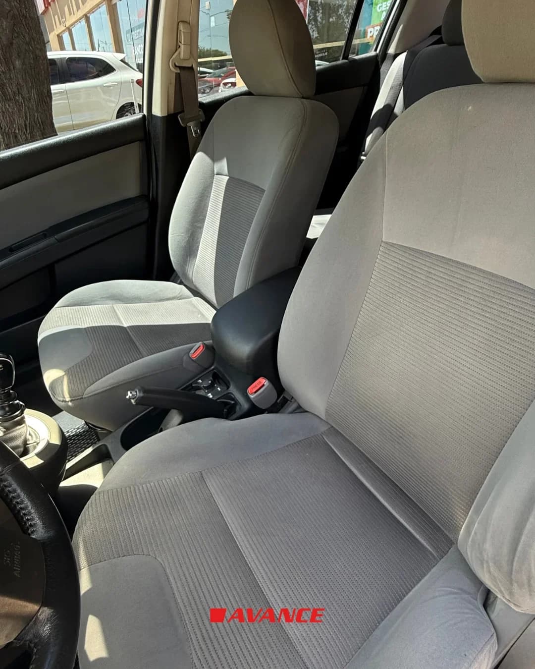 Imágen del vehículo Nissan Sentra Acentea 2.0