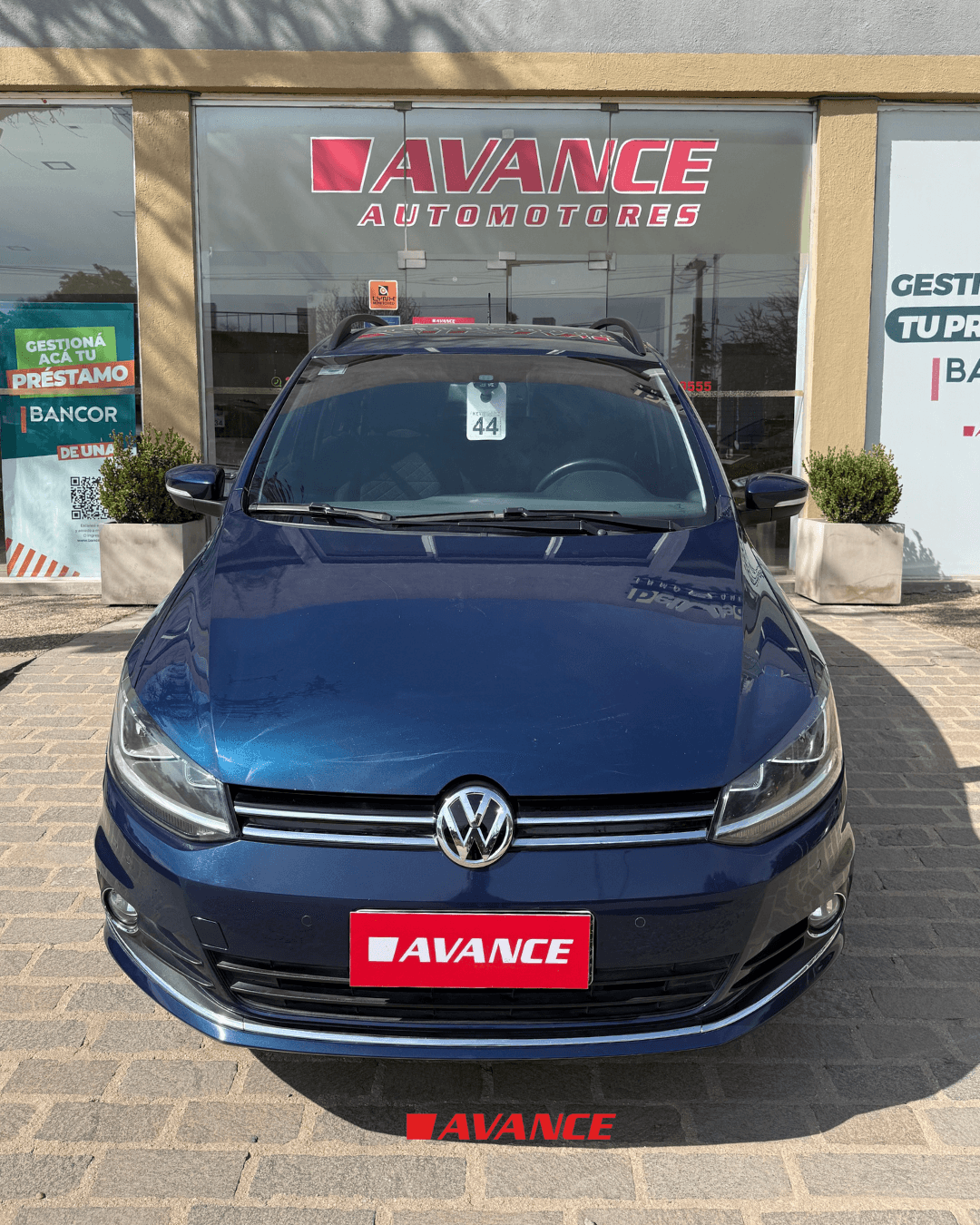 Imágen del vehículo Volkswagen Suran Highline tope de gama 1.6